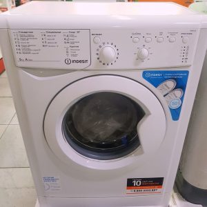 Стиральная машина Indesit IWSB5105