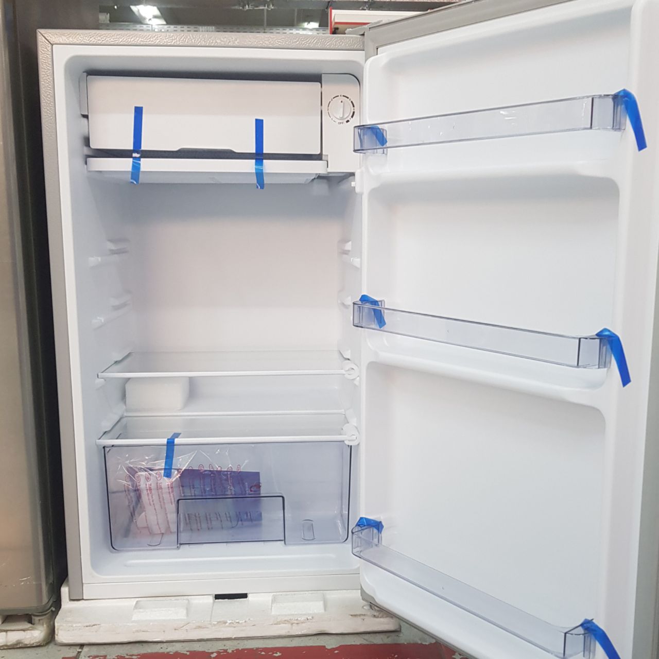 Холодильник однокамерный Avest 93 литрa