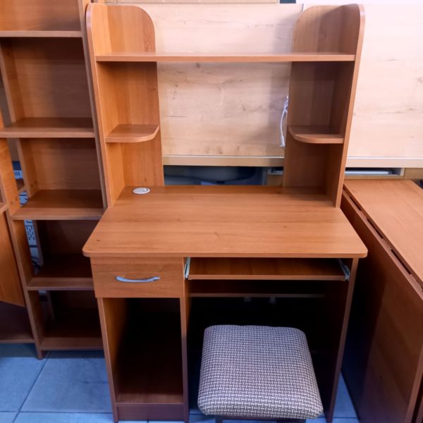 Компьютерный стол Алеша