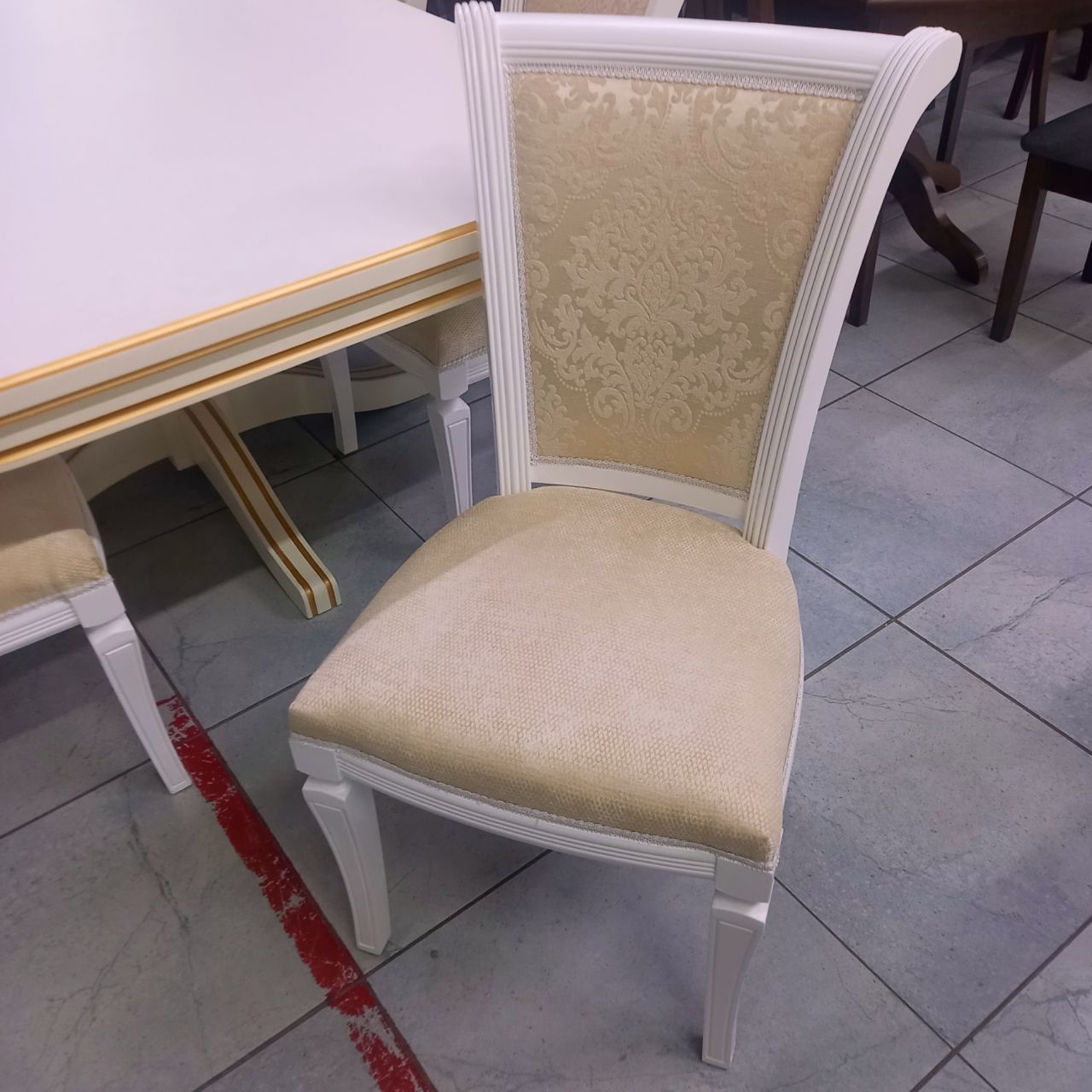 Стол со стульями Сулейман