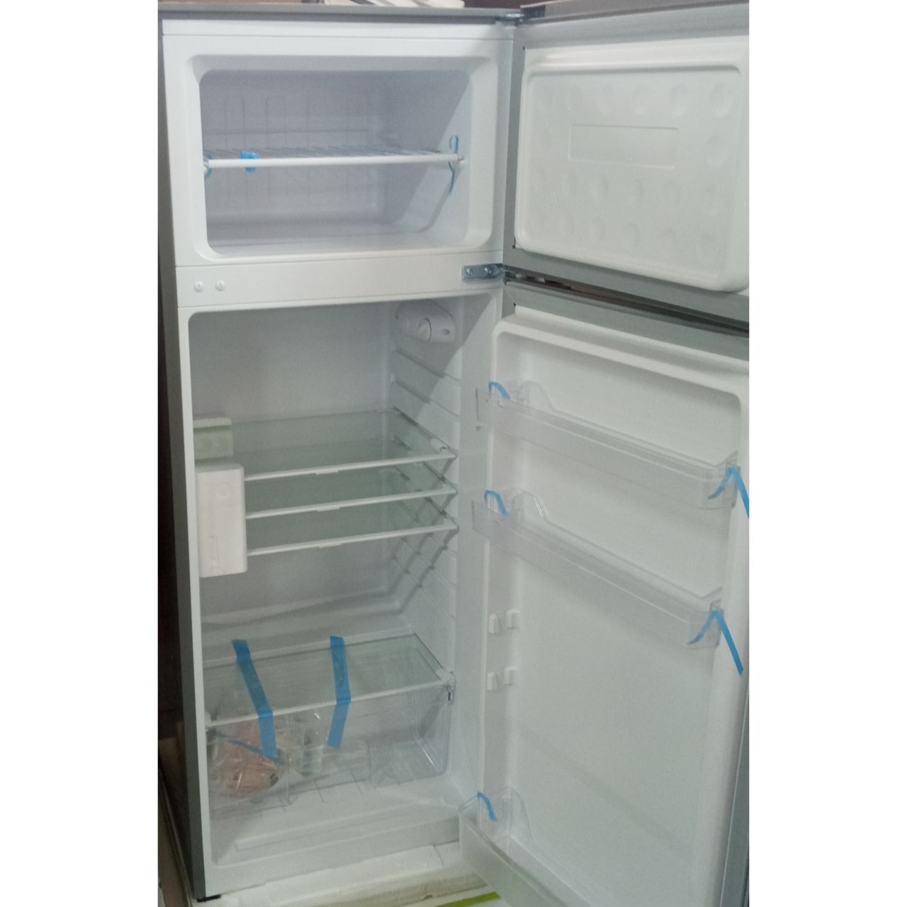 Холодильник двухкамерный Volto на 212 литров