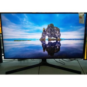 Телевизор Samsung 4K UHD 110 см