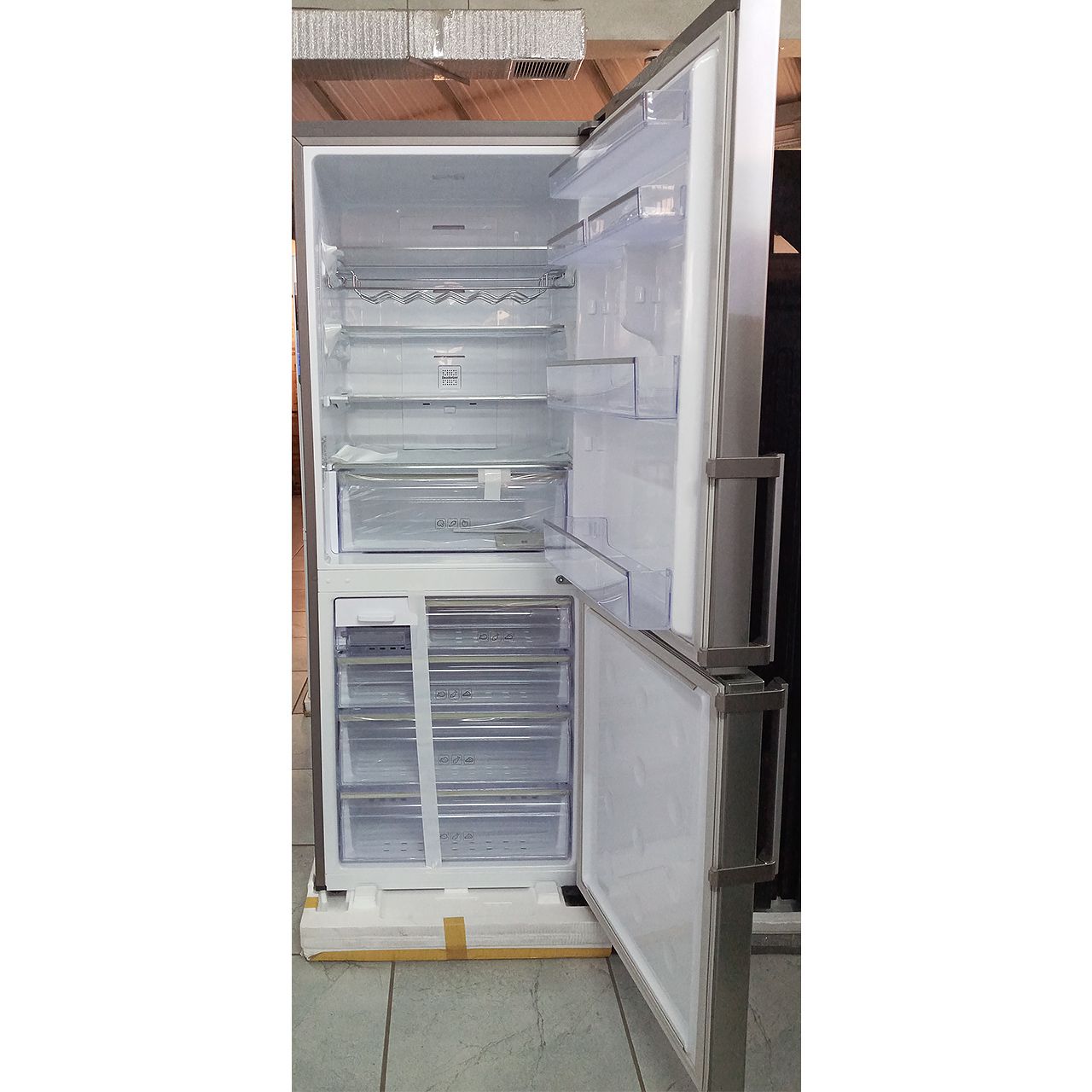 Холодильник двухкамерный Samsung 435 литров