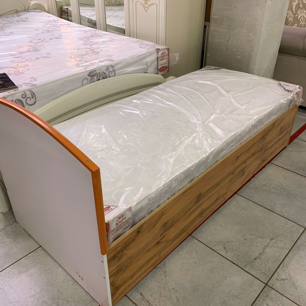 Кровать односпальная Меруерт