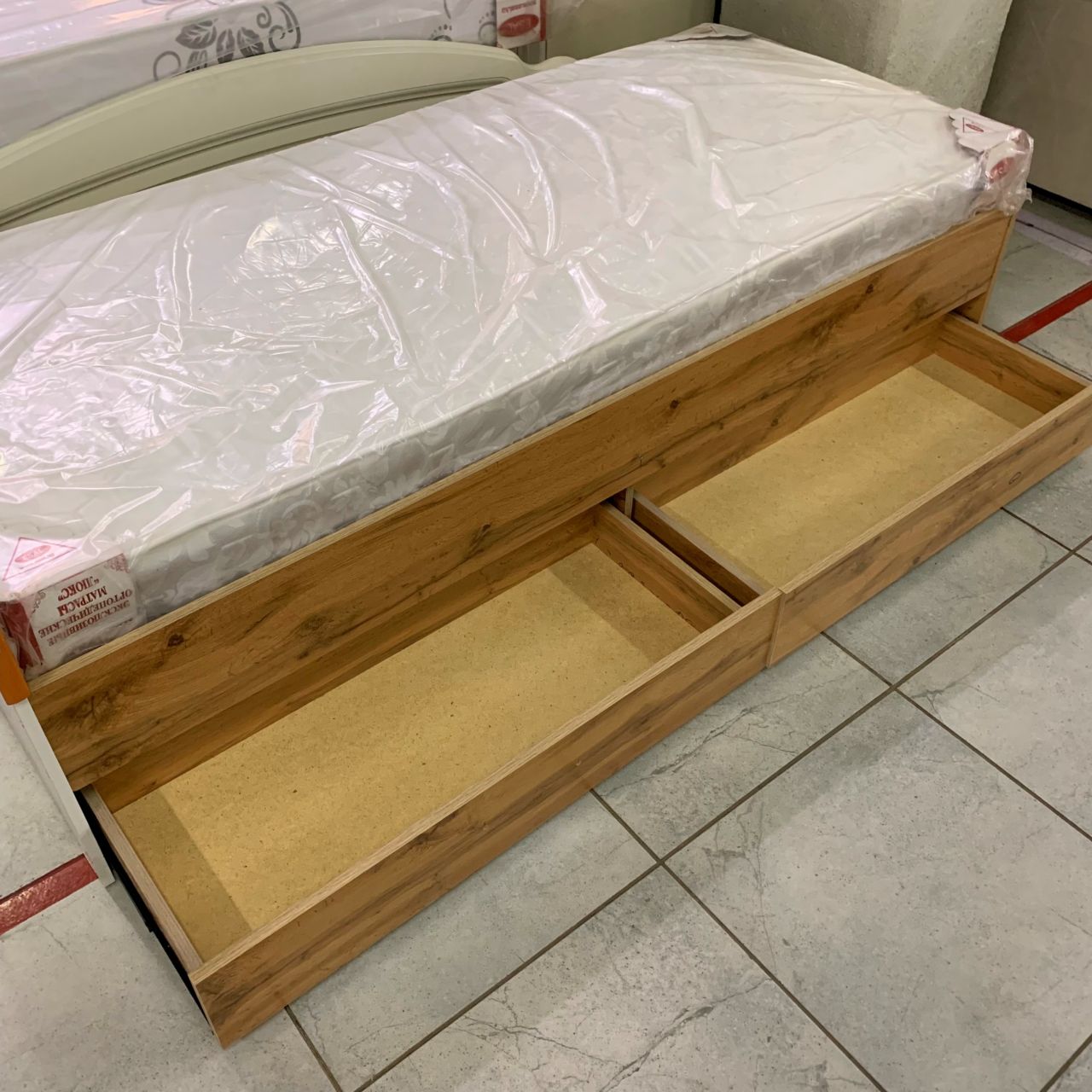Кровать односпальная Меруерт
