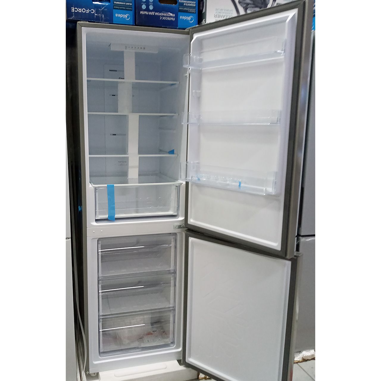 Холодильник двухкамерный Candy 333 литра