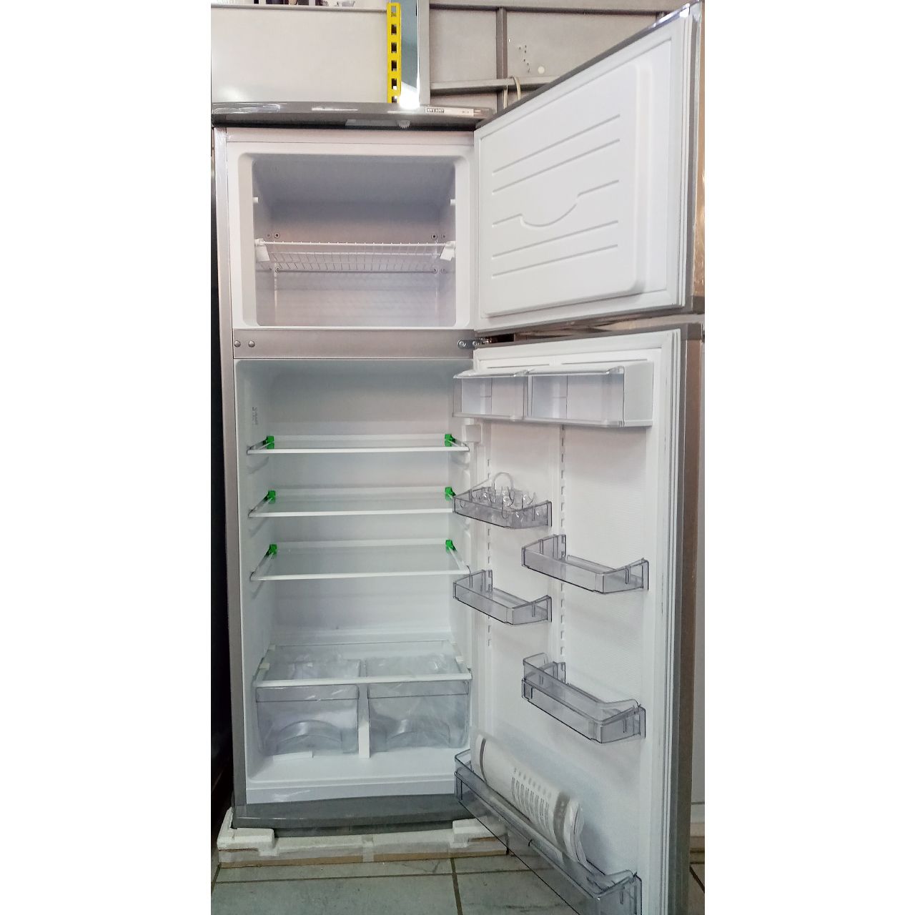 Холодильник двухкамерный Атлант 272 литра