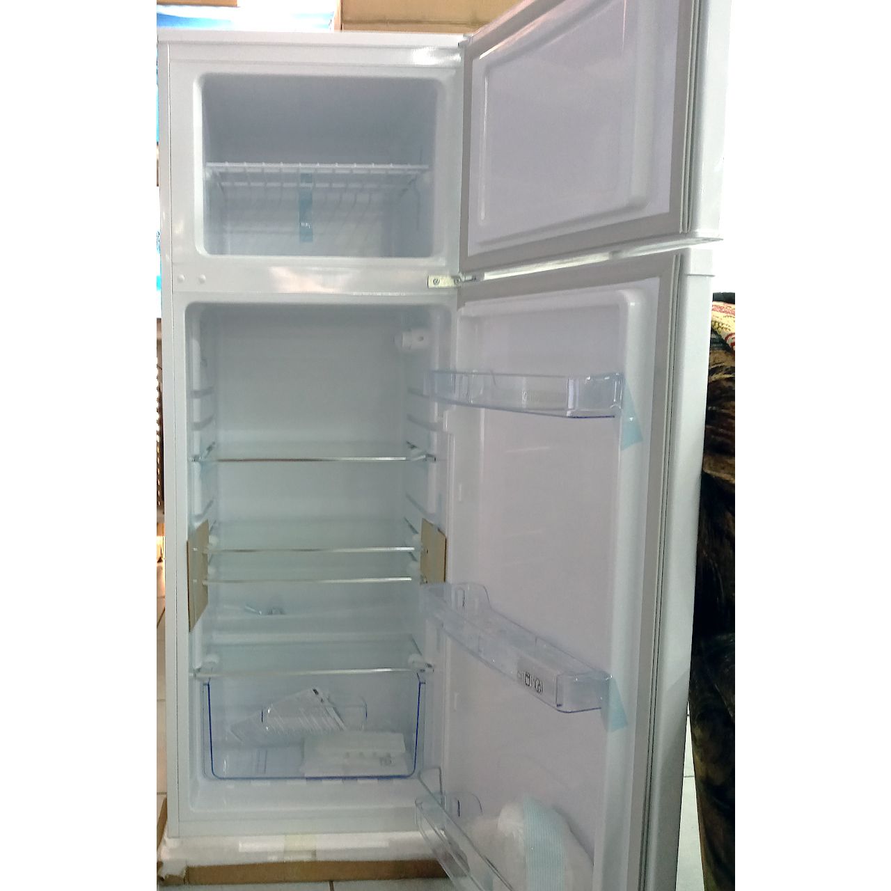 Холодильник двухкамерный Artel 212 литров