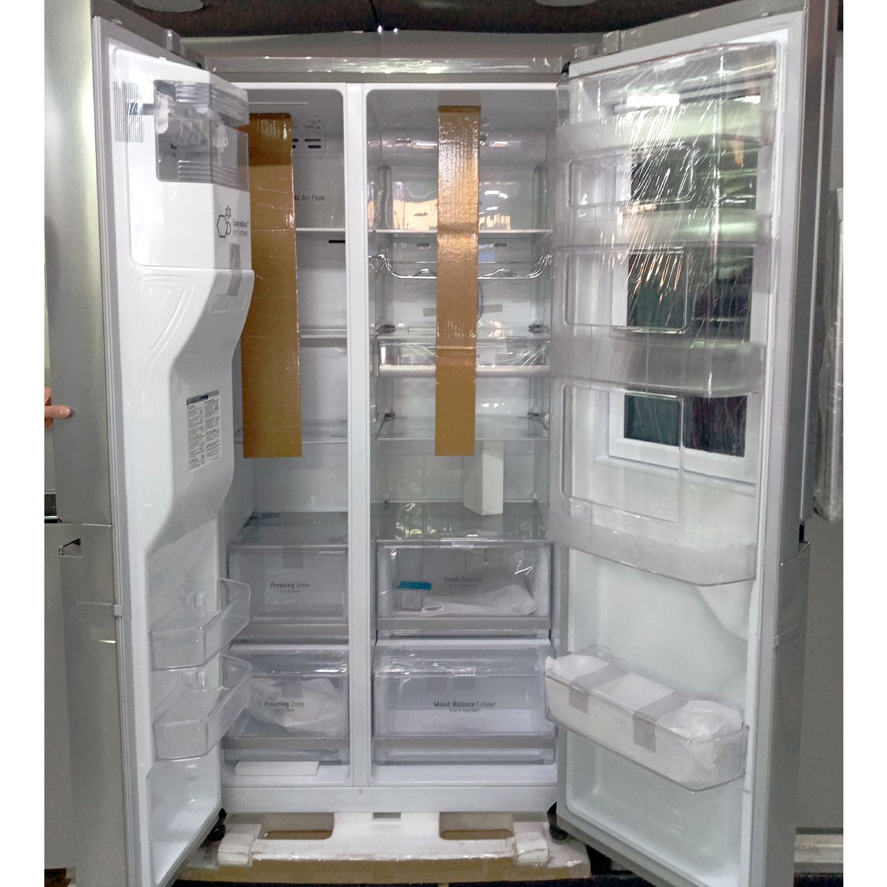 Холодильник side-by-side LG 601 литр