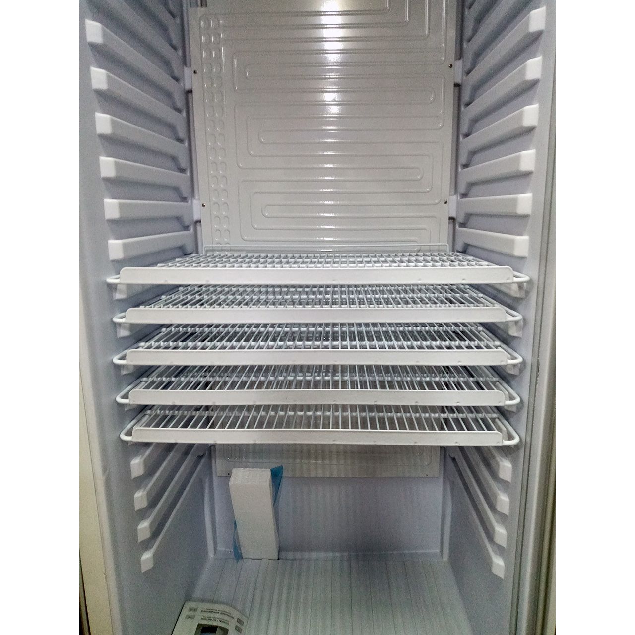 Холодильник витринный Kleo 478 литров