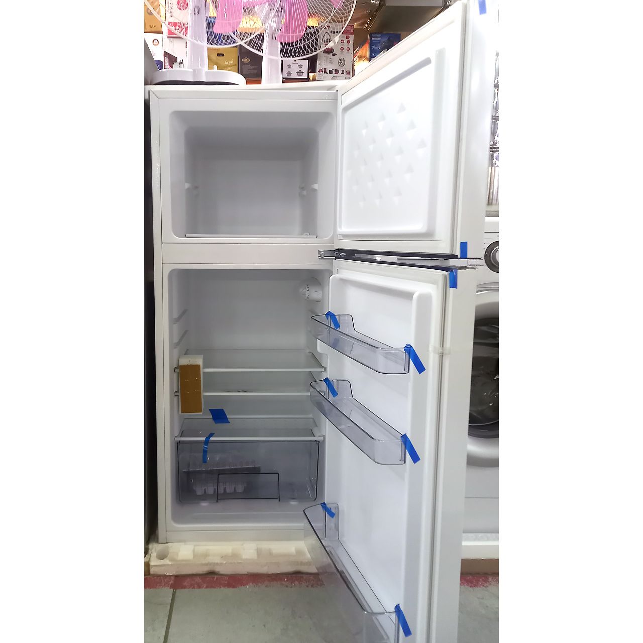 Холодильник двухкамерный Avest 139 литров