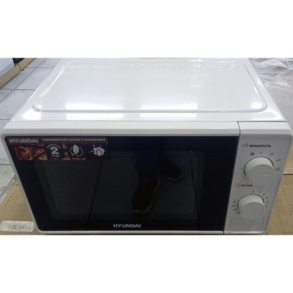 Микроволновка Hyundai мощностью 700 вт