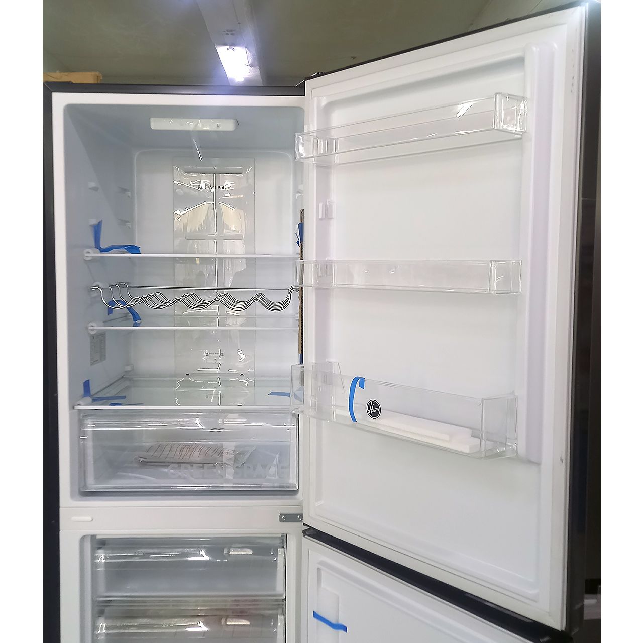 Холодильник двухкамерный Hoover 308 литров