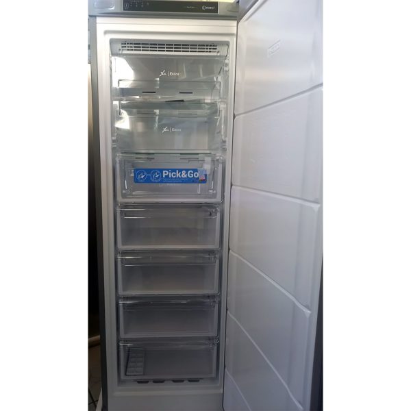 Морозильник Indesit 250 литров