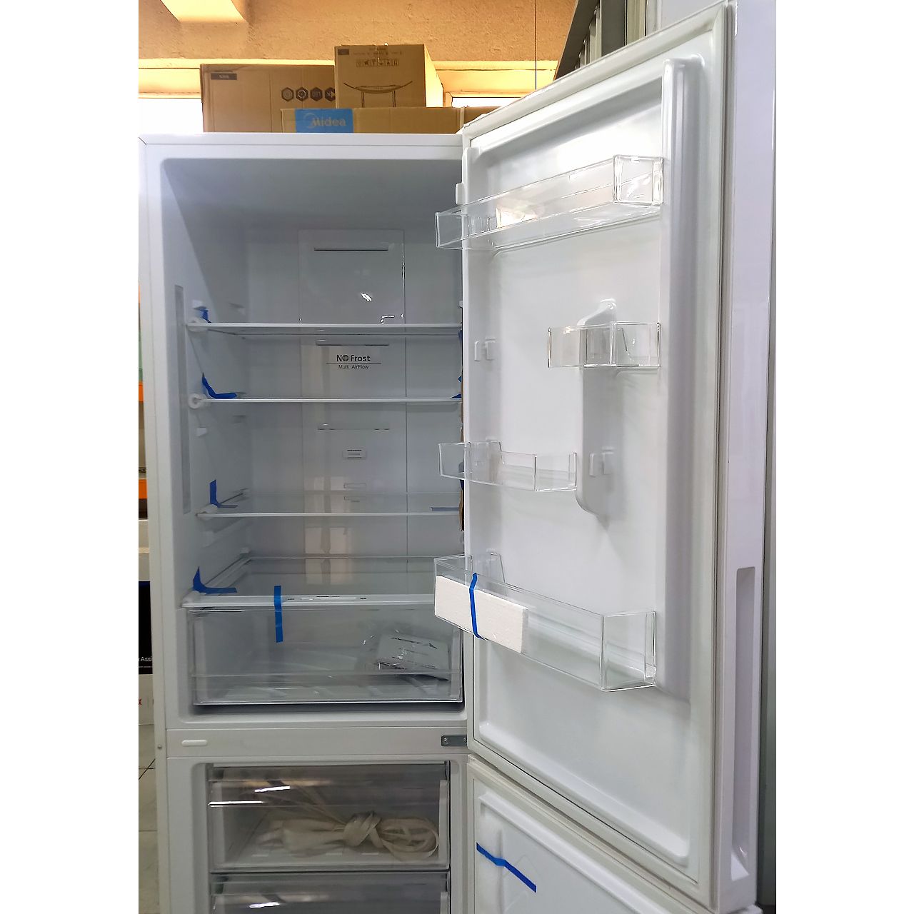 Холодильник двухкамерный Avest 340 литров