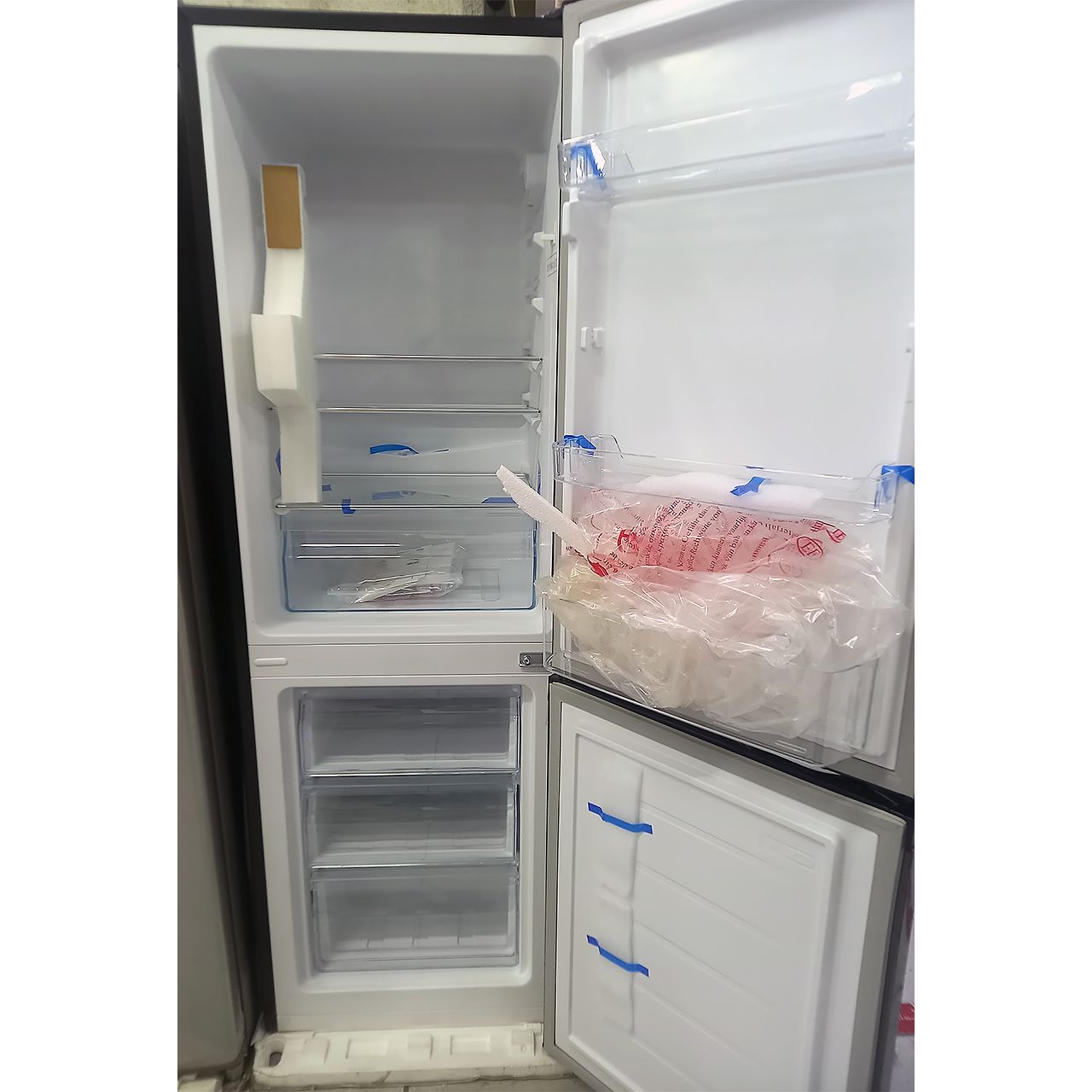 Холодильник двухкамерный Chiq 157 литров