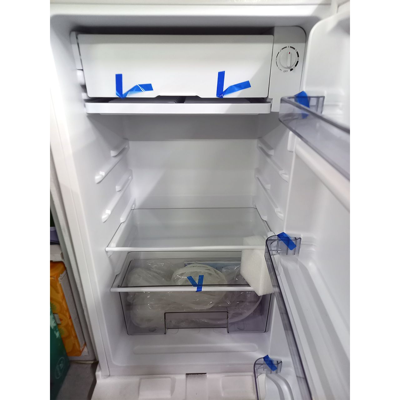 Холодильник однокамерный Avest 93 литра