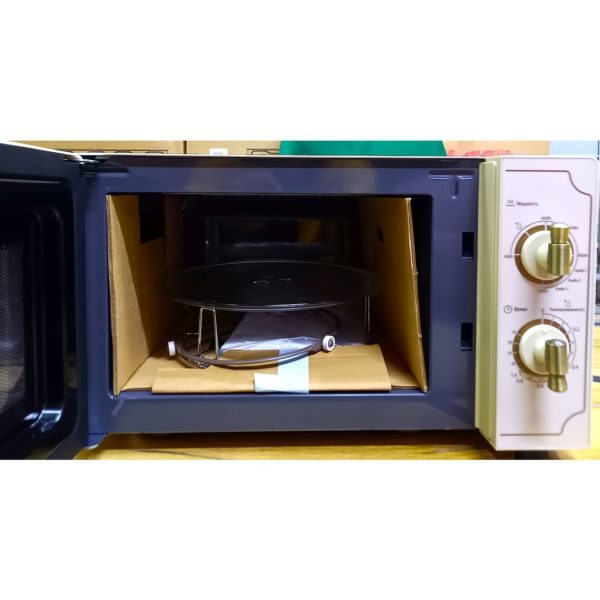 Микроволновка Midea мощностью 1200 Вт