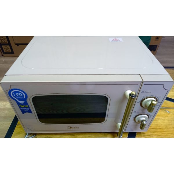 Микроволновка Midea мощностью 1200 Вт