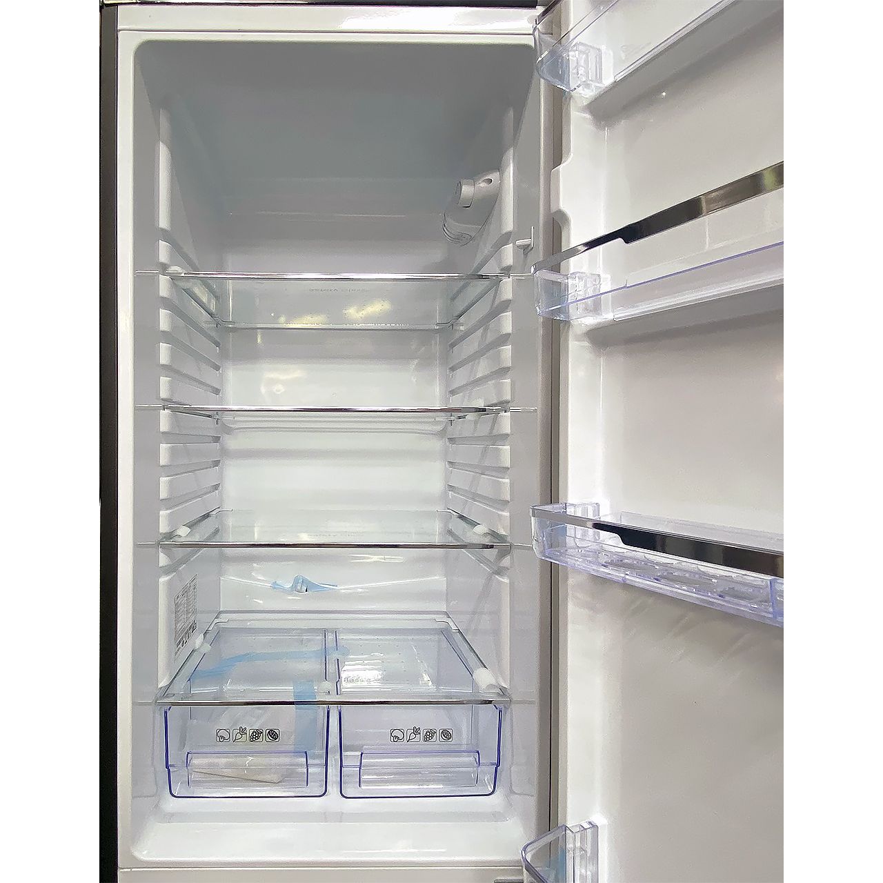 Холодильник двухкамерный Artel 262 литра