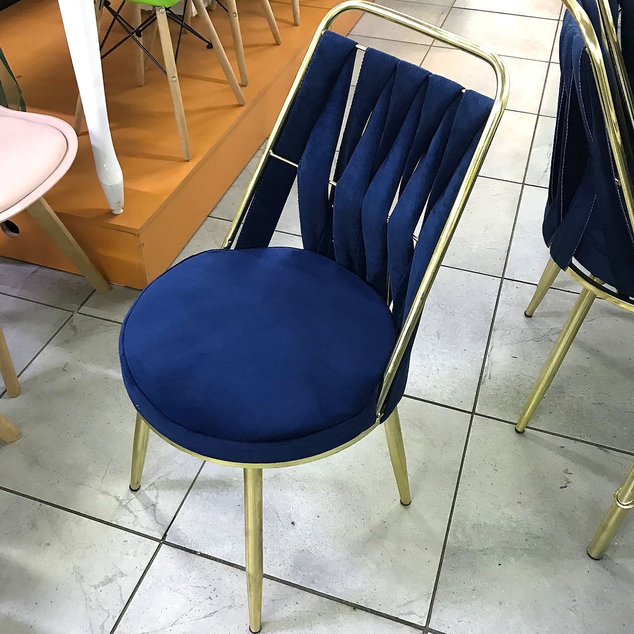 Стол со стульями Айкана