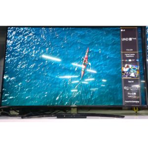 Телевизор LG 4K UHD 140 см