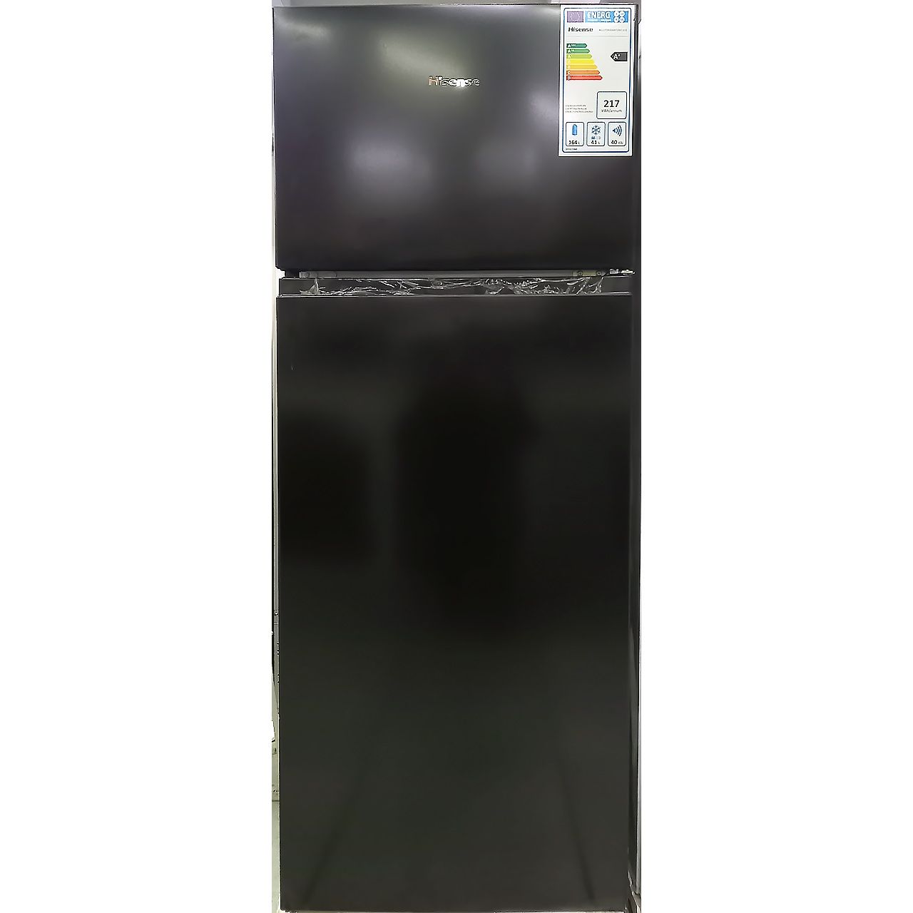 Холодильник двухкамерный Hisense 204 литра
