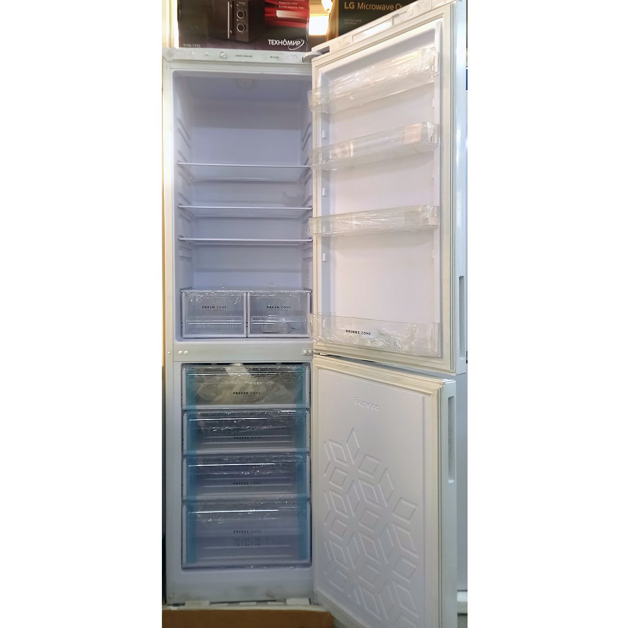 Холодильник двухкамерный Бирюса 380 литров