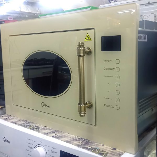 Встраиваемая микроволновка Midea мощностью 900 Вт