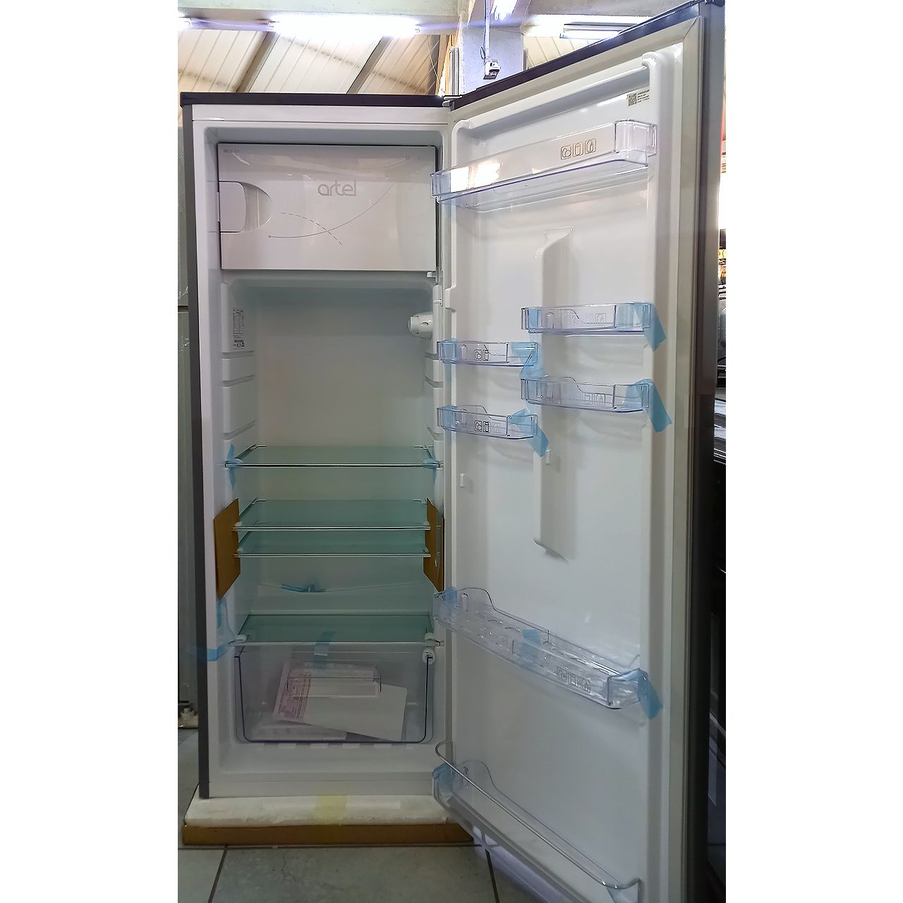 Холодильник двухкамерный Artel 225 литров