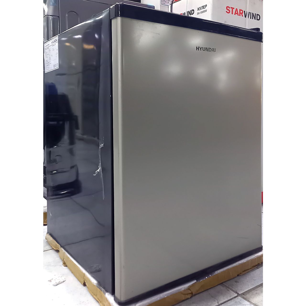 Холодильник однокамерный Hyundai 66 литров