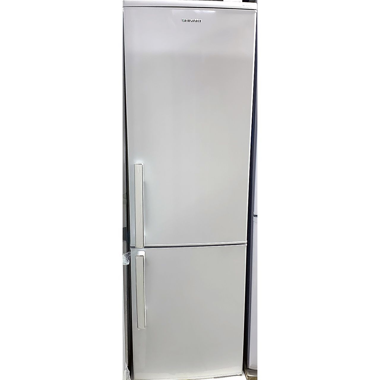 Холодильник двухкамерный Shivaki 265 литров