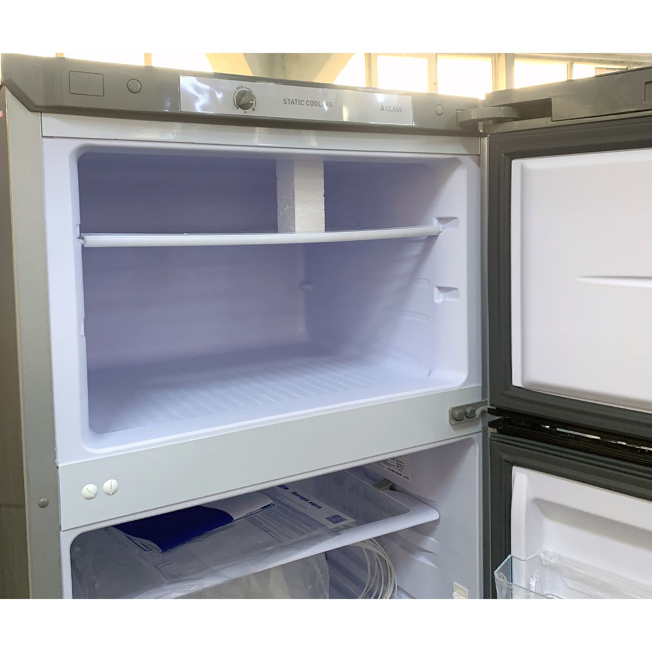 Холодильник двухкамерный Бирюса 300 литров