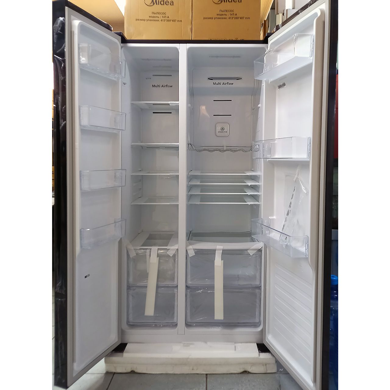Холодильник side-by-side Hisense 547 литров