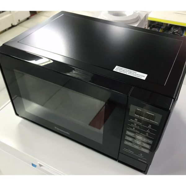 Микроволновка Panasonic мощностью 800 Вт