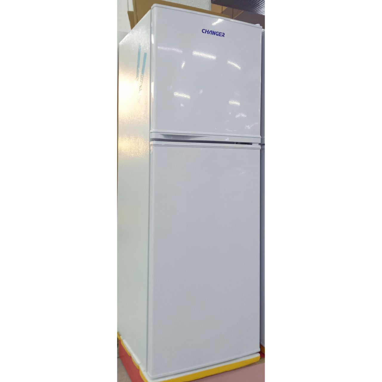 Холодильник двухкамерный Changer 150 литров