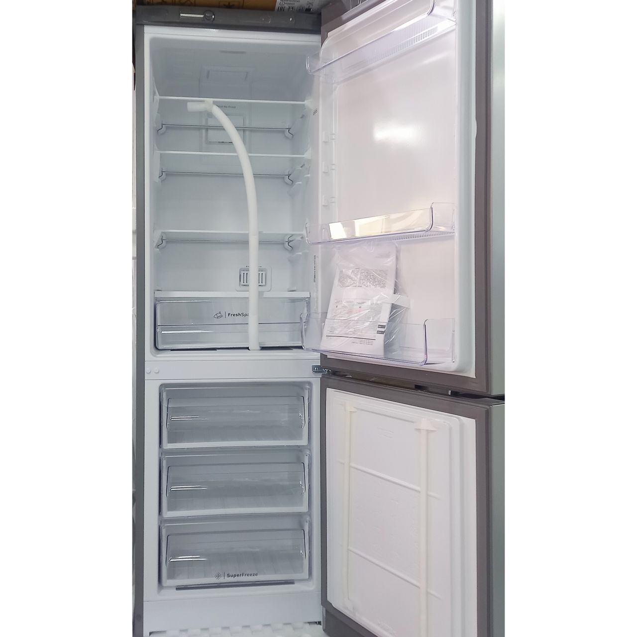 Холодильник двухкамерный Indesit 298 литров