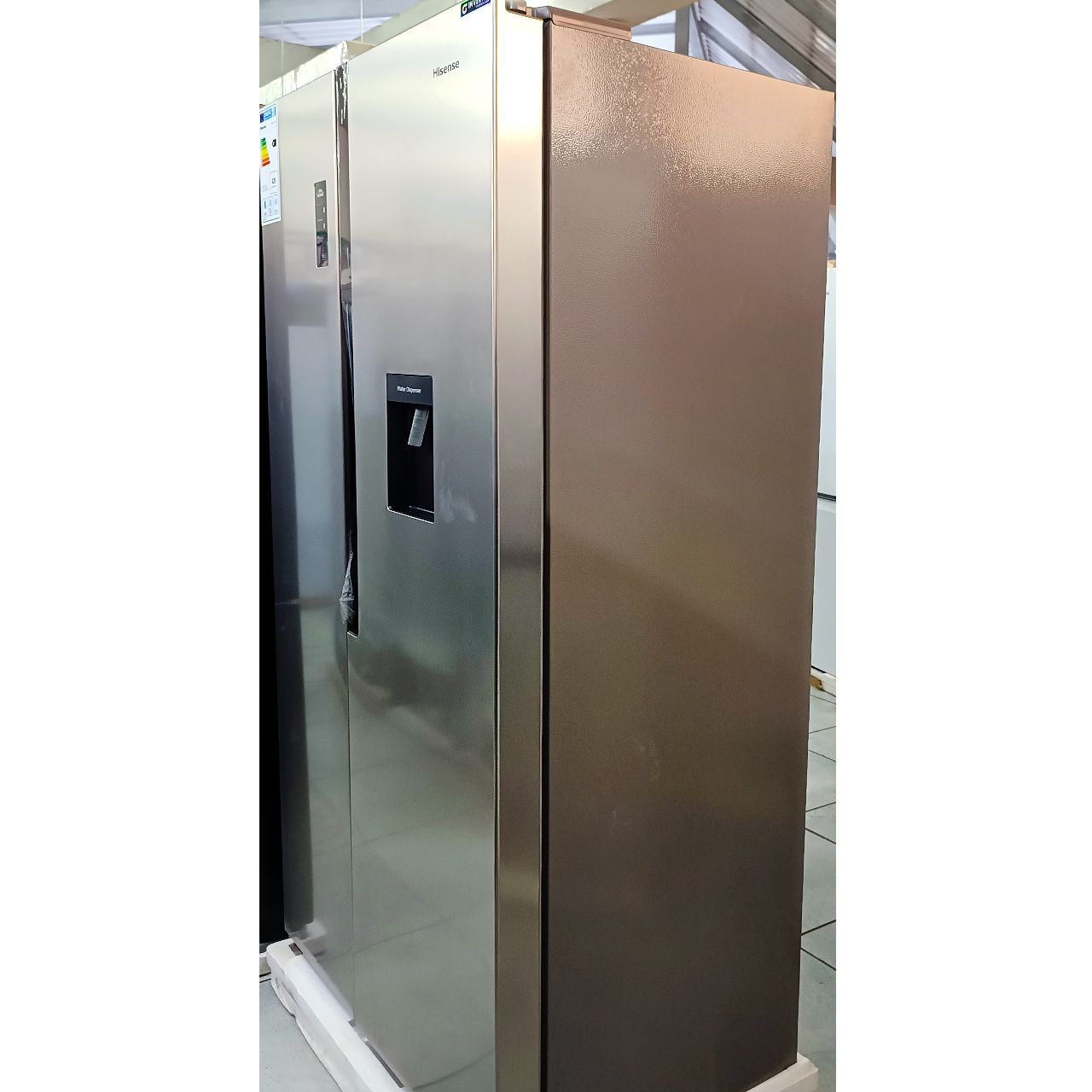 Холодильник side-by-side Hisense 516 литров