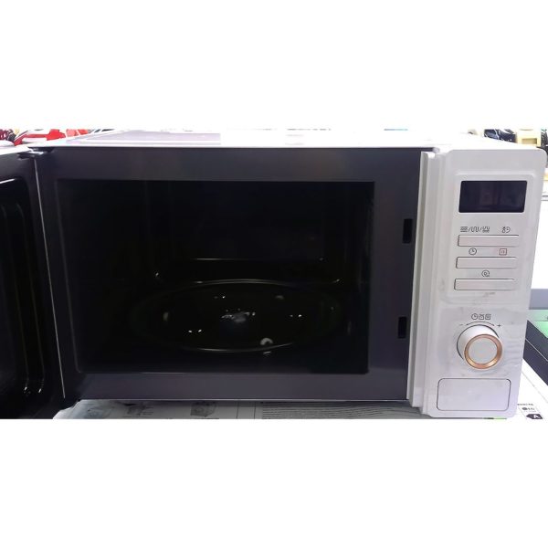 Микроволновка Midea мощностью 800 Вт