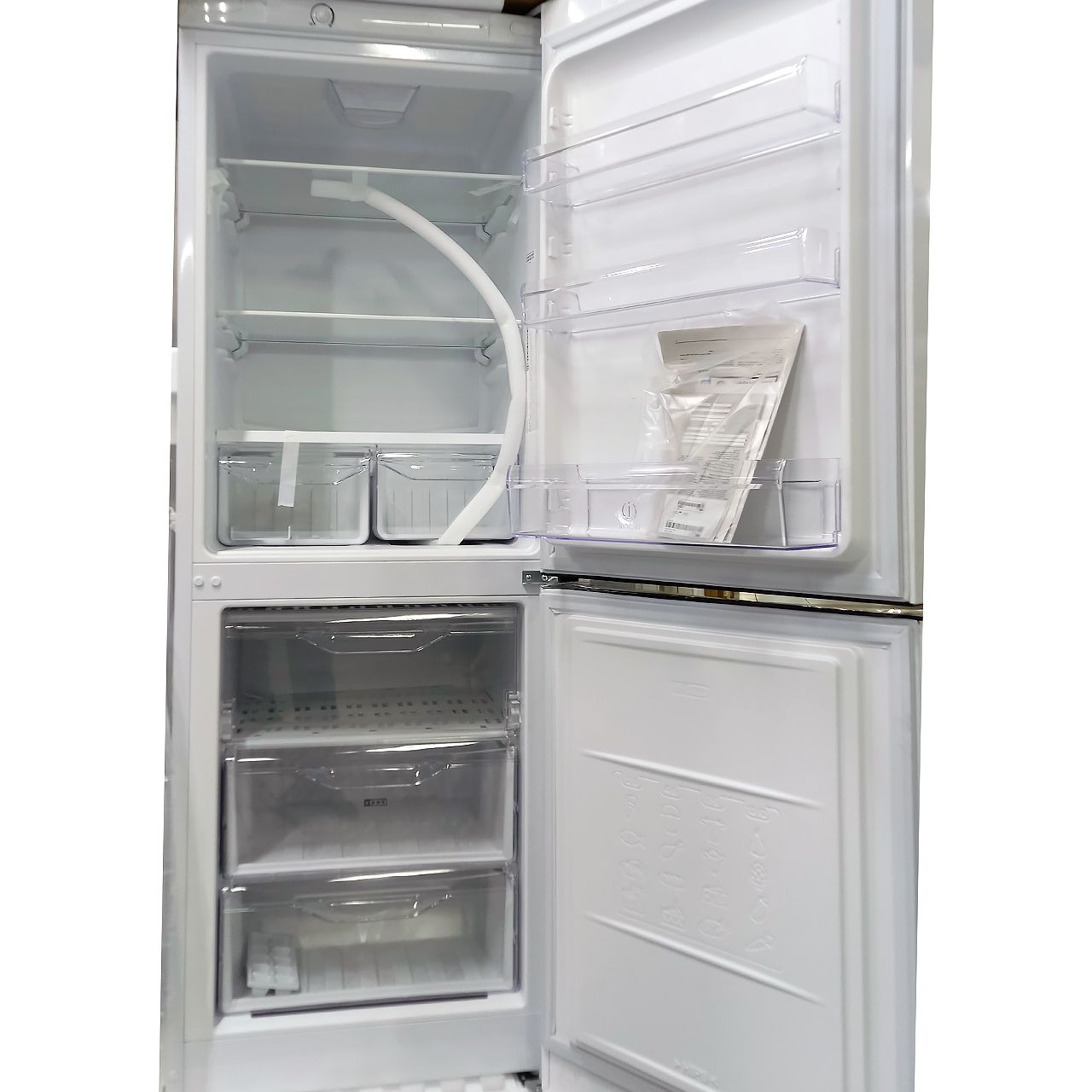 Холодильник двухкамерный Indesit 269 литров