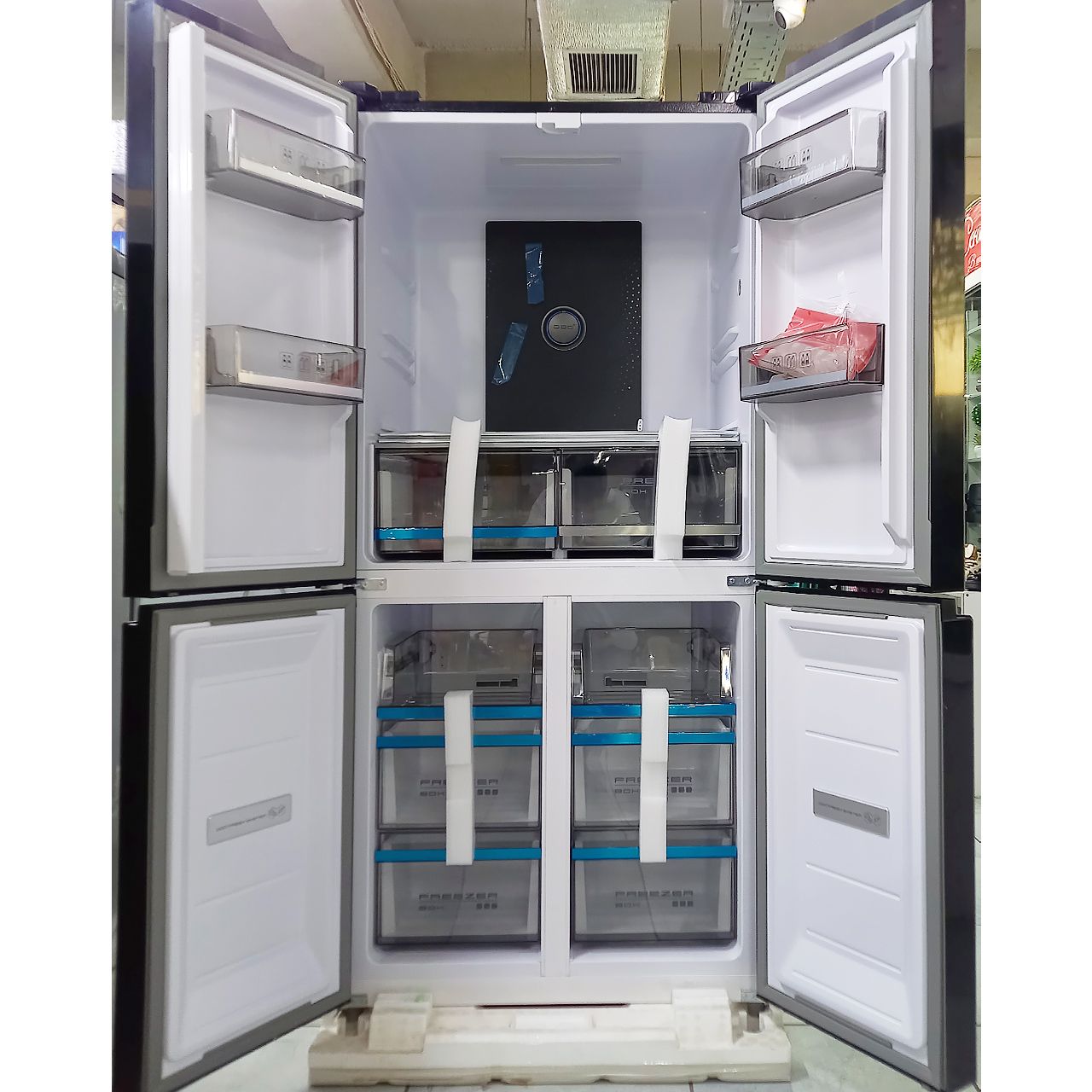 Холодильник двухкамерный Konka 475 литров (четырехдверный)