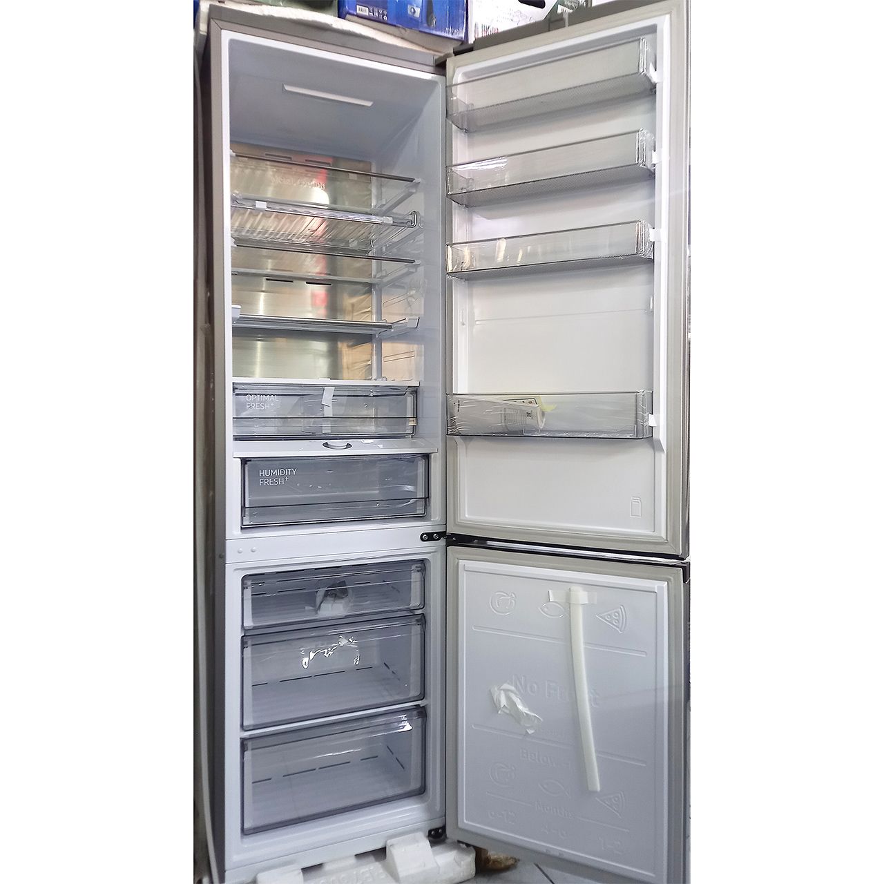 Холодильник двухкамерный Samsung 385 литров