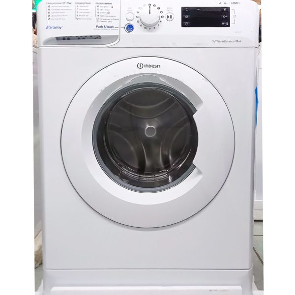 Стиральная машина Indesit 6 кг