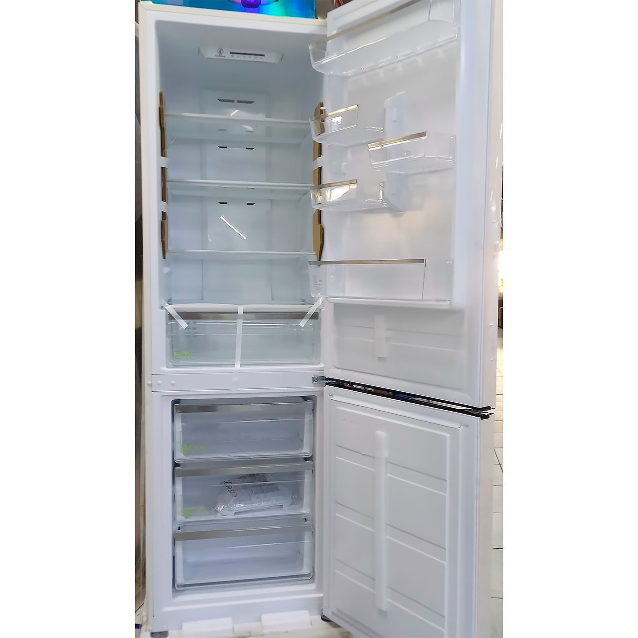 Холодильник двухкамерный Midea 302 литра