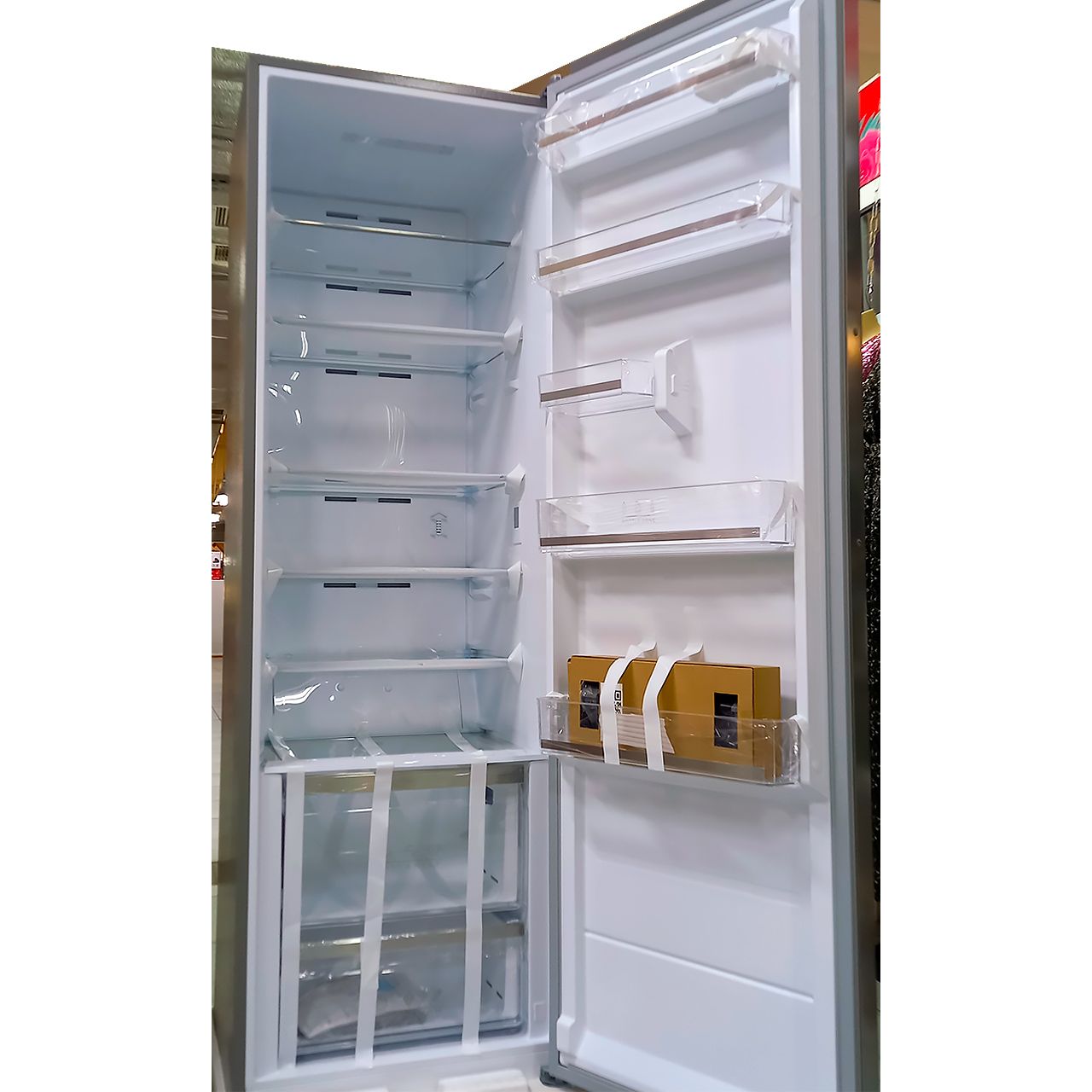 Холодильник однокамерный Blesk 352 литра