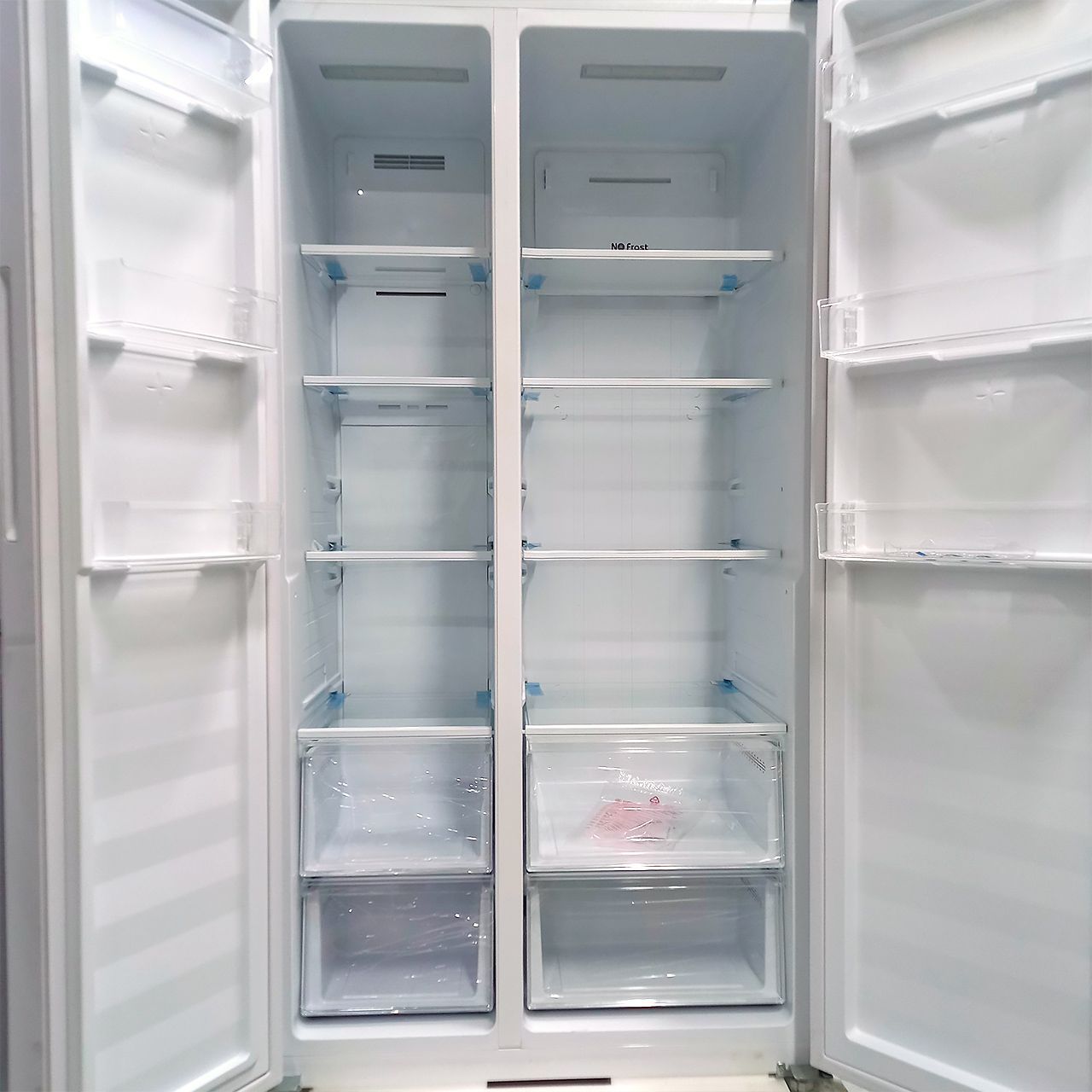 Холодильник side-by-side CHIQ 525 литров