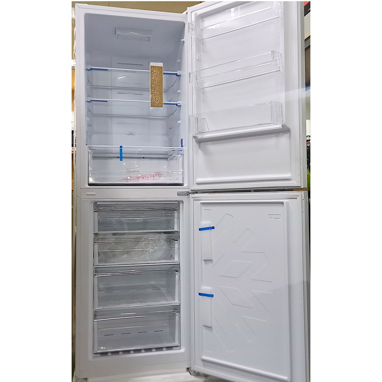 Холодильник двухкамерный Changhong 308 литров