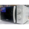 Микроволновка Yasin мощностью 700 Вт