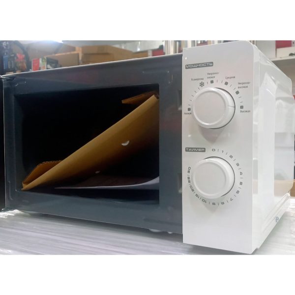 Микроволновка Yasin мощностью 700 Вт