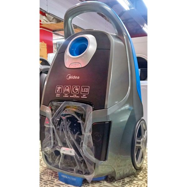 Пылесос Midea мощностью 2200 Вт